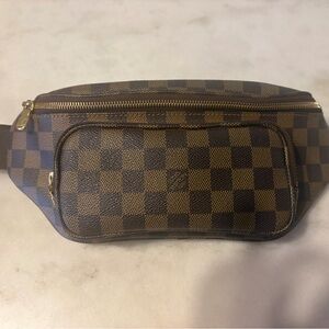 Louis Vuitton Melville Damier Waist Bag
